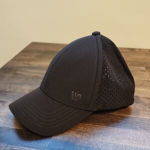 Men's VRST Ultimate Snapback Hat